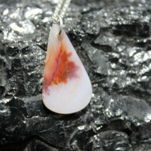 Pendentif en agate mousse goutte d'eau