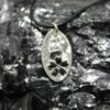 Pendentif fleur et saphir brute réversible – Image 2