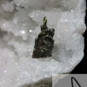 Pendentif en météorite