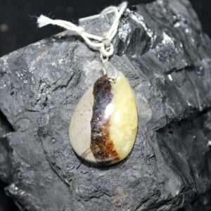 Pendentif en septaria