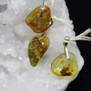 Pendentif Ambre avec incrustation