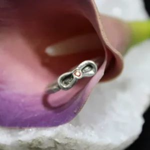 bague infini avec zircon