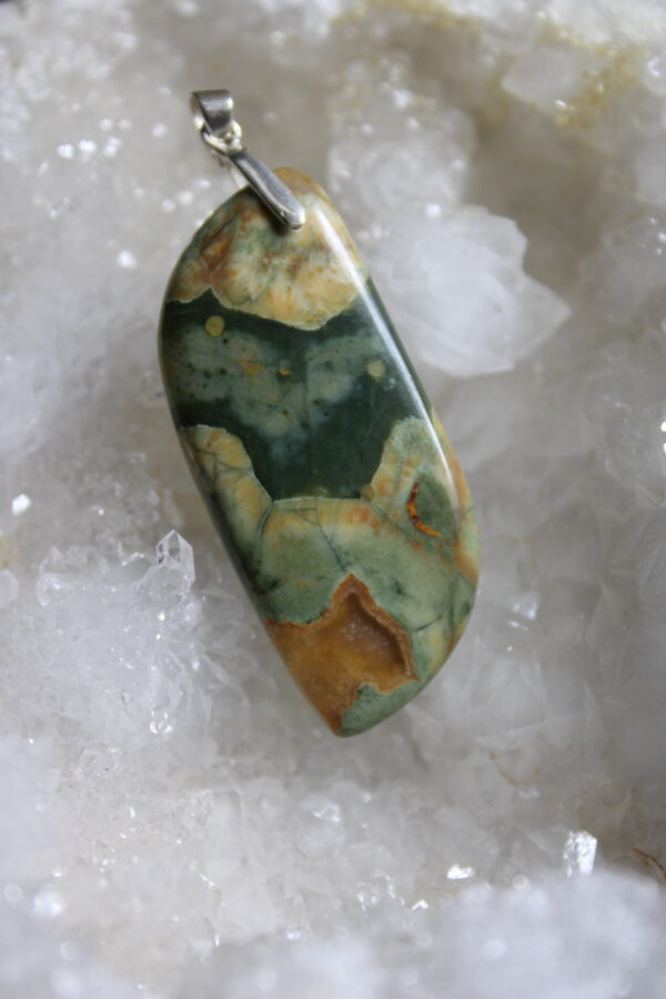 Pendentif en rhyolite
