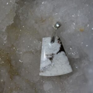 Pendentif en Magnésite attache argent
