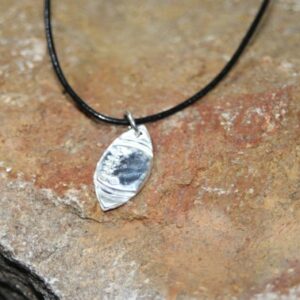 Pendentif original ballon de rugby